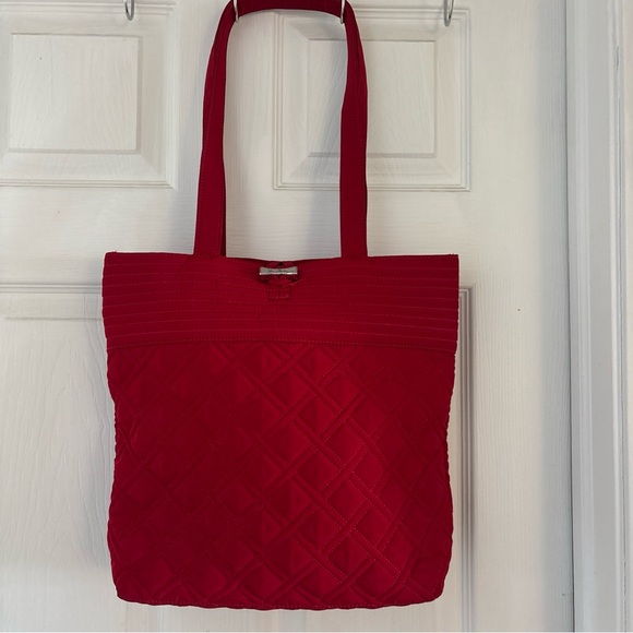 Vera Bradley Red Quilted Double-Handle Tote 14.5x12x4” Microfiber Pockets! - Picture 2 of 7
